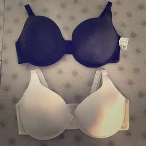 Beautiful and sexy bra never wearing